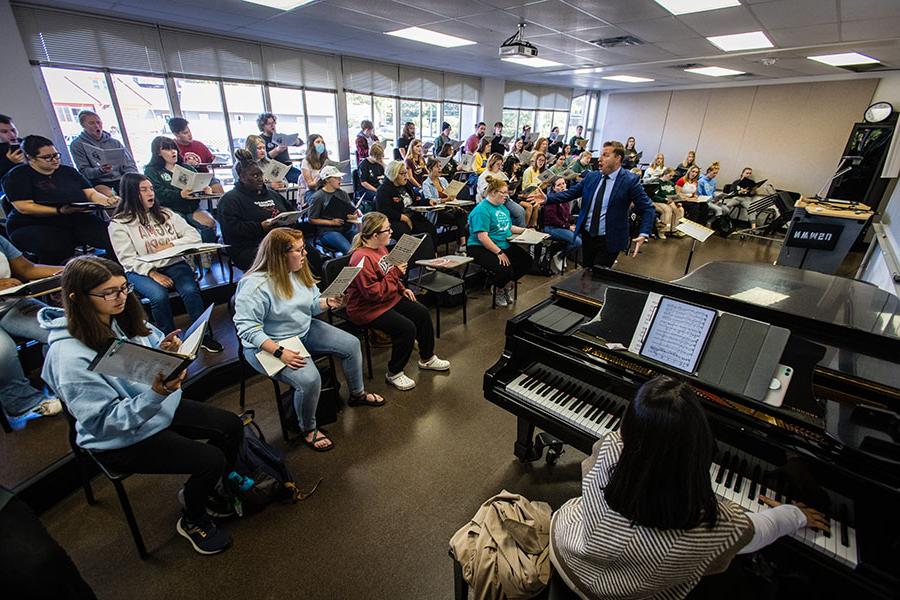The University Chorale rehearses in the Olive DeLuce Fine Arts Building. (Photo by Lauren Adams/Northwest Missouri State University)